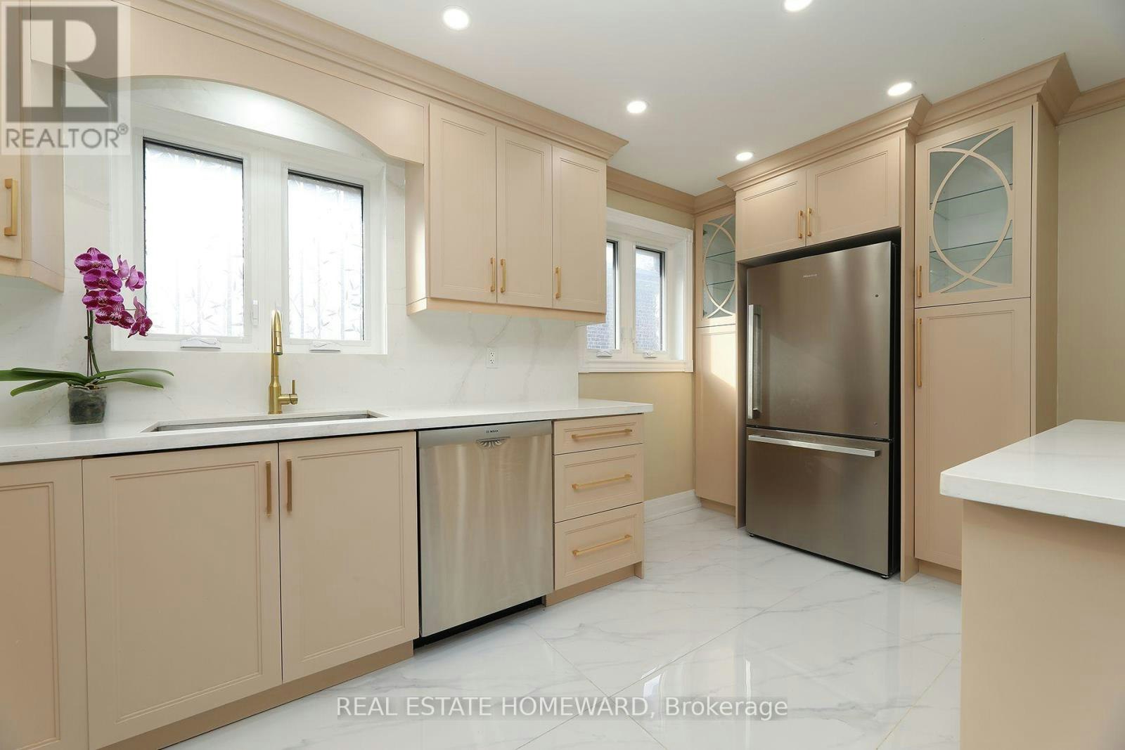 UPPER-36 Kim Court, Toronto, ON, M1K 3R6 - 13