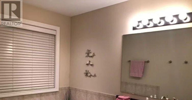 437 Celtic Ridge Crescent, Ottawa, ON, K2W 0B1 - 14
