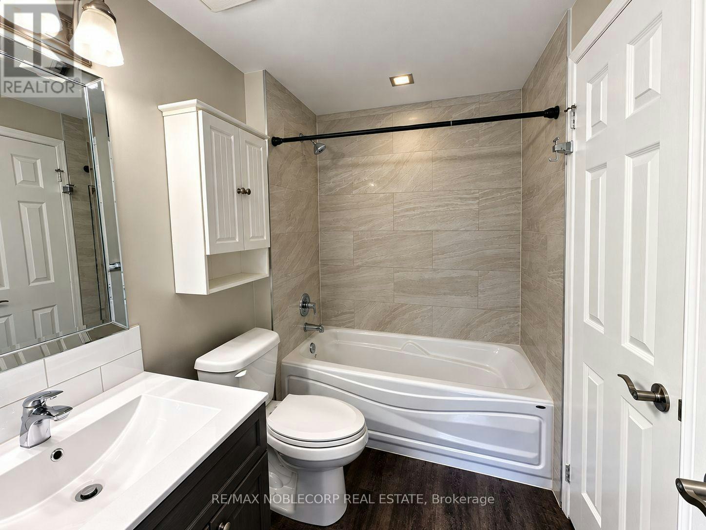 267 Dunsmore Lane, Barrie, ON, L4M 7A7 - 15