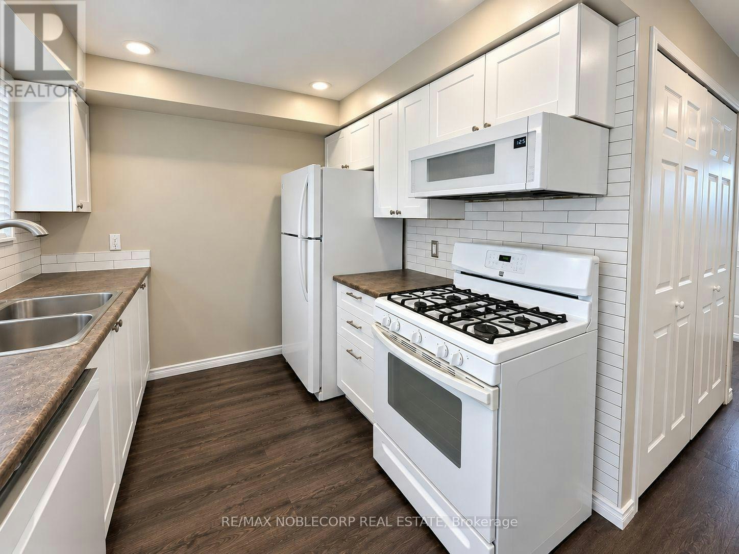 267 Dunsmore Lane, Barrie, ON, L4M 7A7 - 5