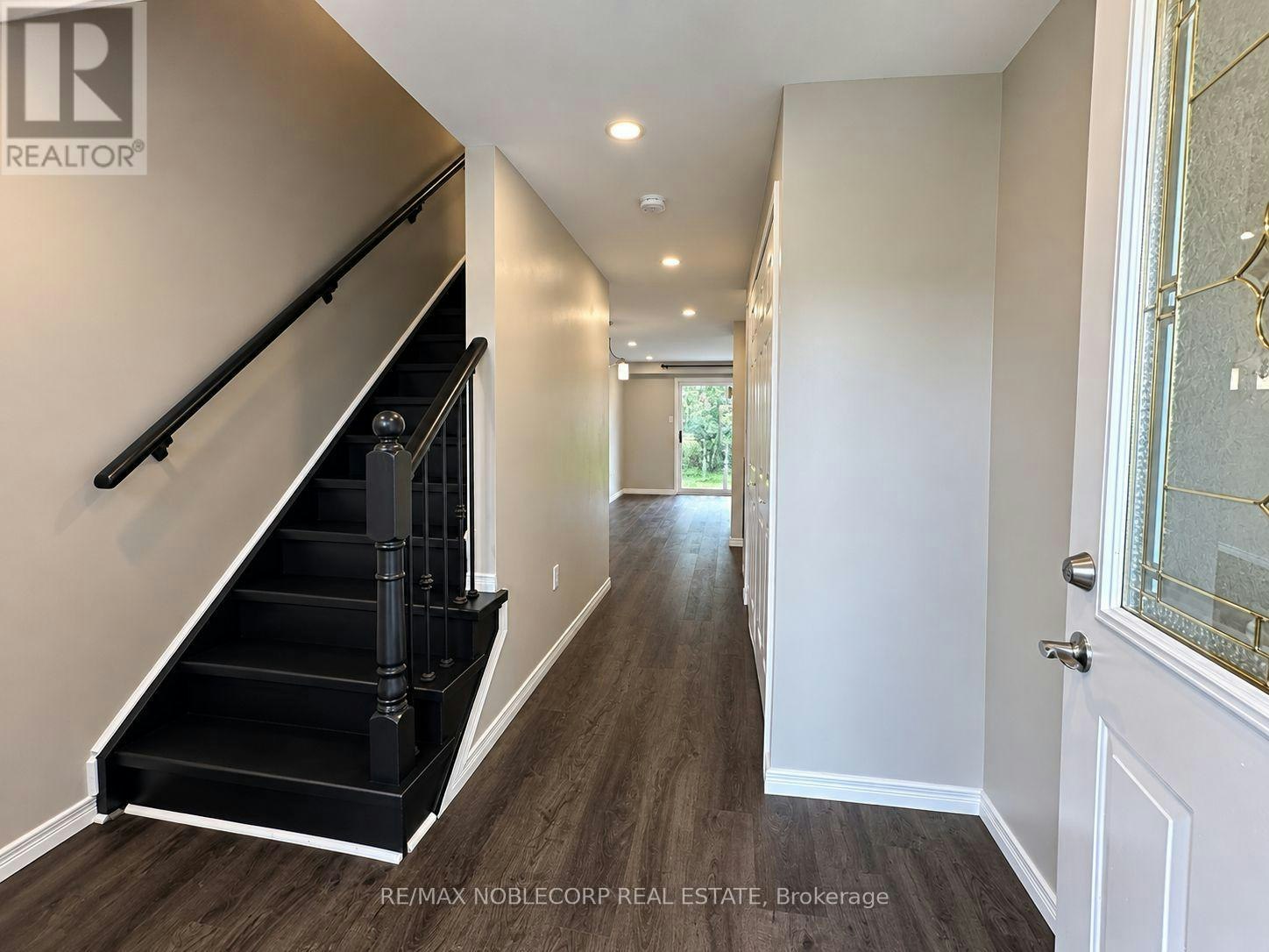 267 Dunsmore Lane, Barrie, ON, L4M 7A7 - 3
