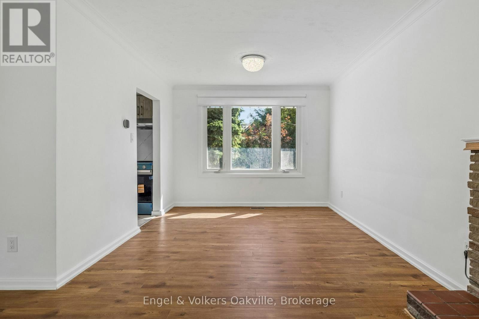 86 Selgrove Crescent, Oakville, ON, L6L 1L3 - 16