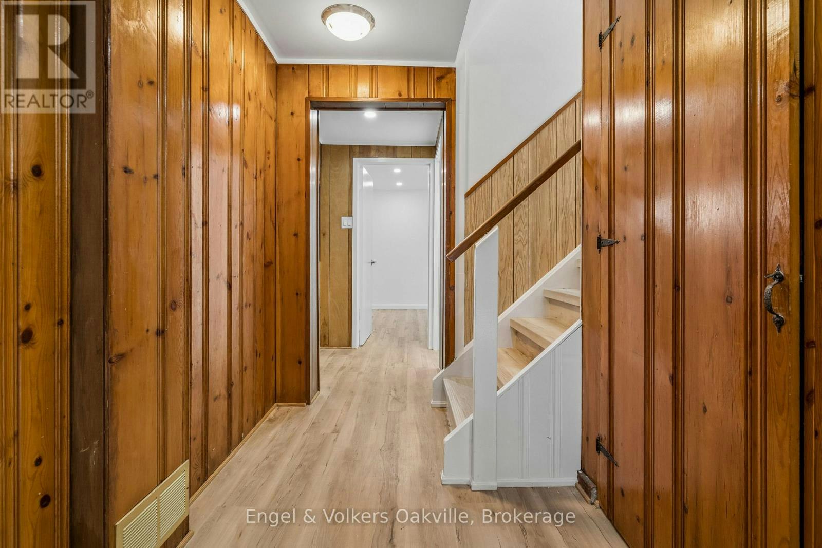 86 Selgrove Crescent, Oakville, ON, L6L 1L3 - 30