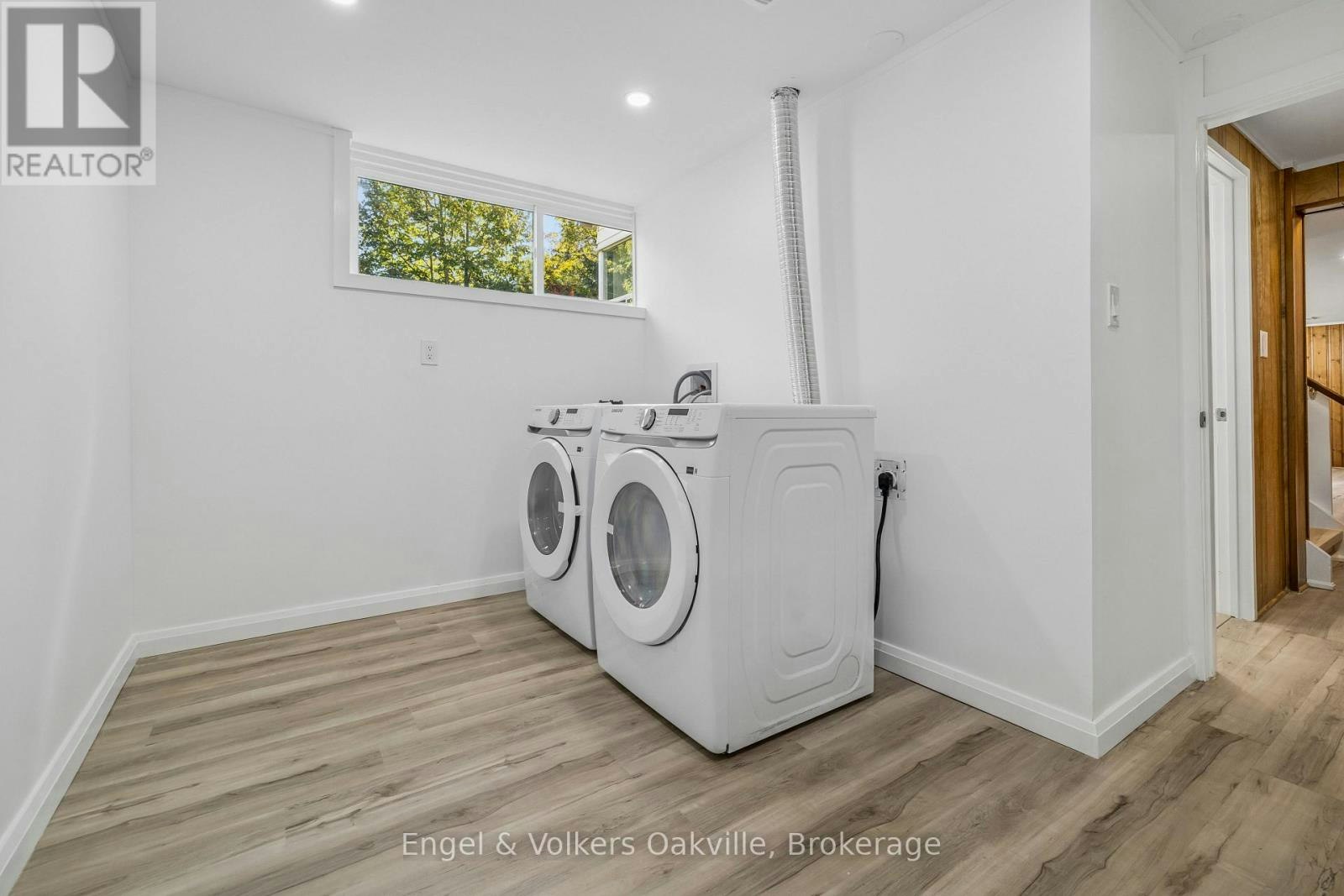 86 Selgrove Crescent, Oakville, ON, L6L 1L3 - 37