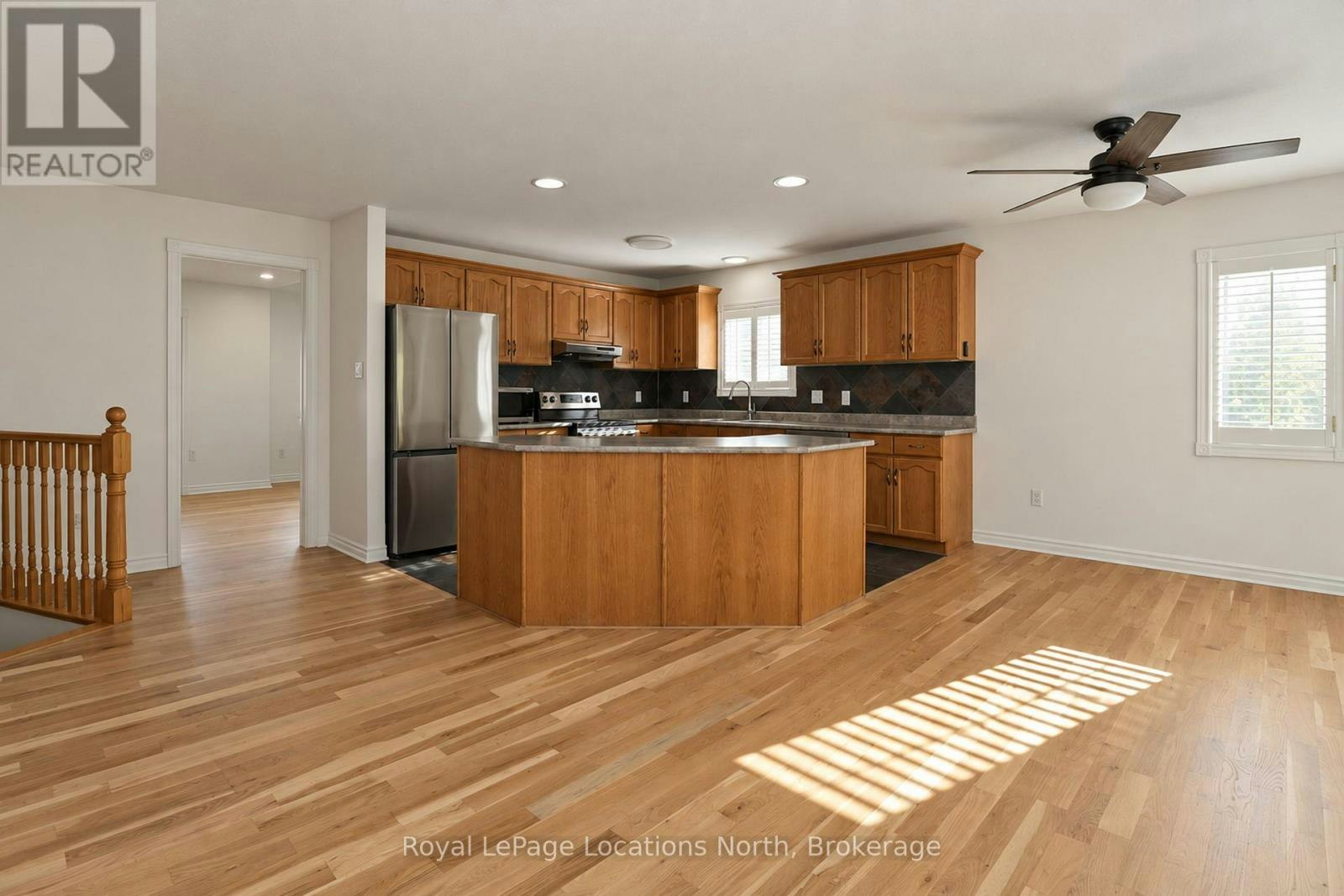 16 Donato Way, Wasaga Beach, ON, L1P 0G1 - 10
