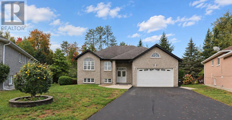 16 Donato Way, Wasaga Beach, ON, L1P 0G1