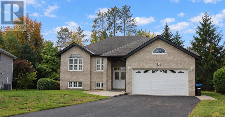 16 Donato Way, Wasaga Beach, ON, L1P 0G1 - 2