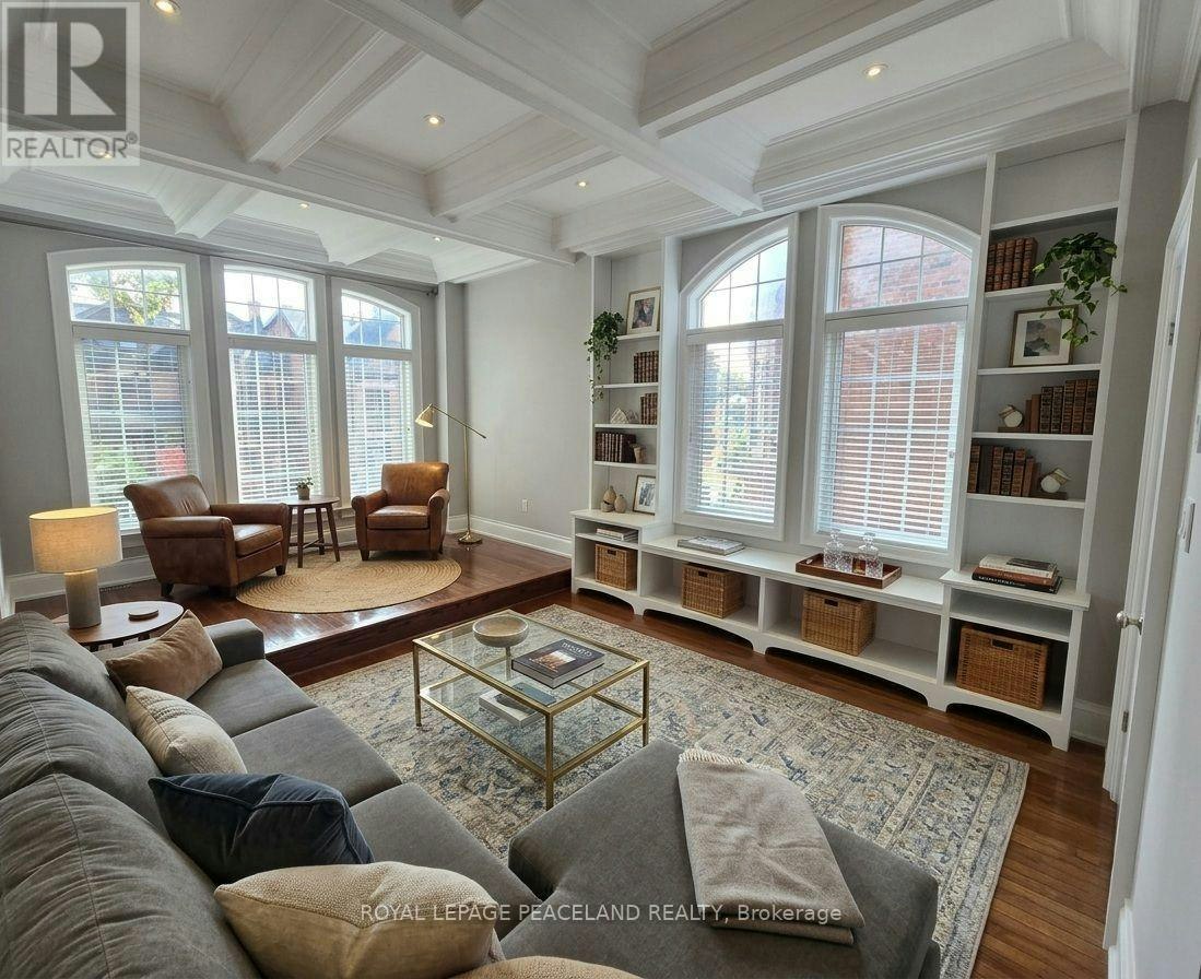 MAINHSE-322 Clinton Street, Toronto, ON, M6G 2Y8 - 2