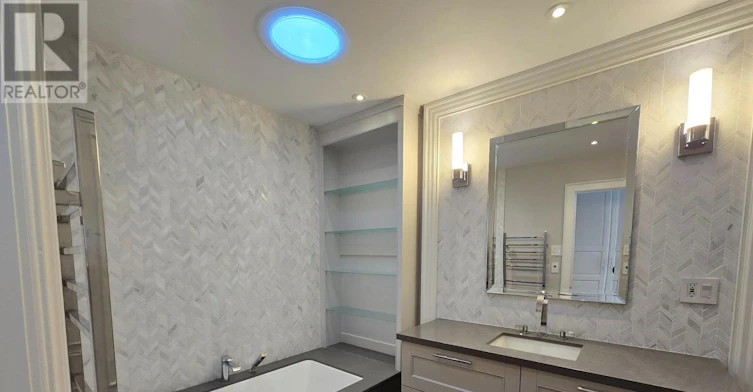 MAINHSE-322 Clinton Street, Toronto, ON, M6G 2Y8 - 18
