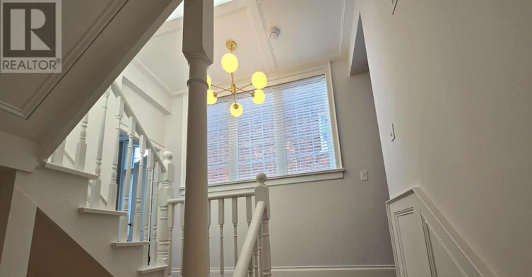 MAINHSE-322 Clinton Street, Toronto, ON, M6G 2Y8 - 21