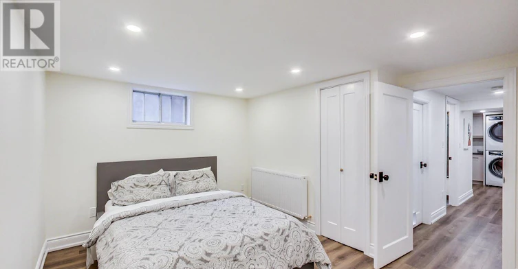 55 Billings Avenue, Toronto, ON, M4L 2S3 - 21