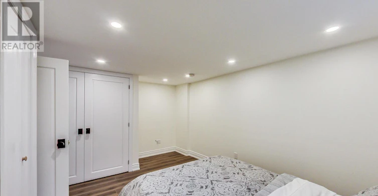 55 Billings Avenue, Toronto, ON, M4L 2S3 - 22