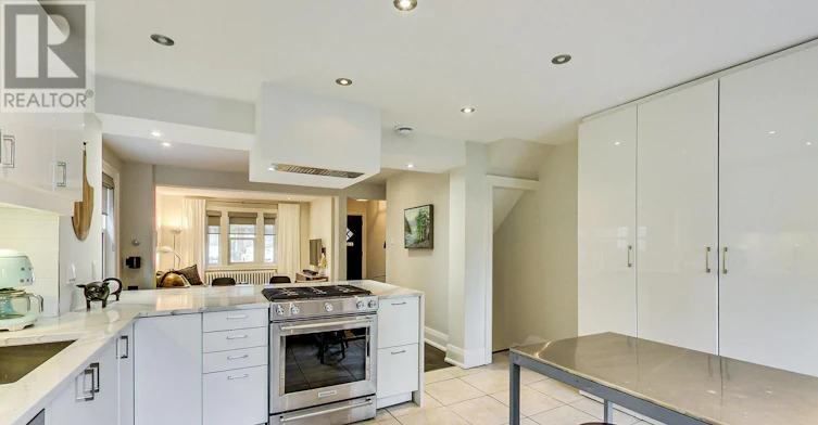 55 Billings Avenue, Toronto, ON, M4L 2S3 - 11