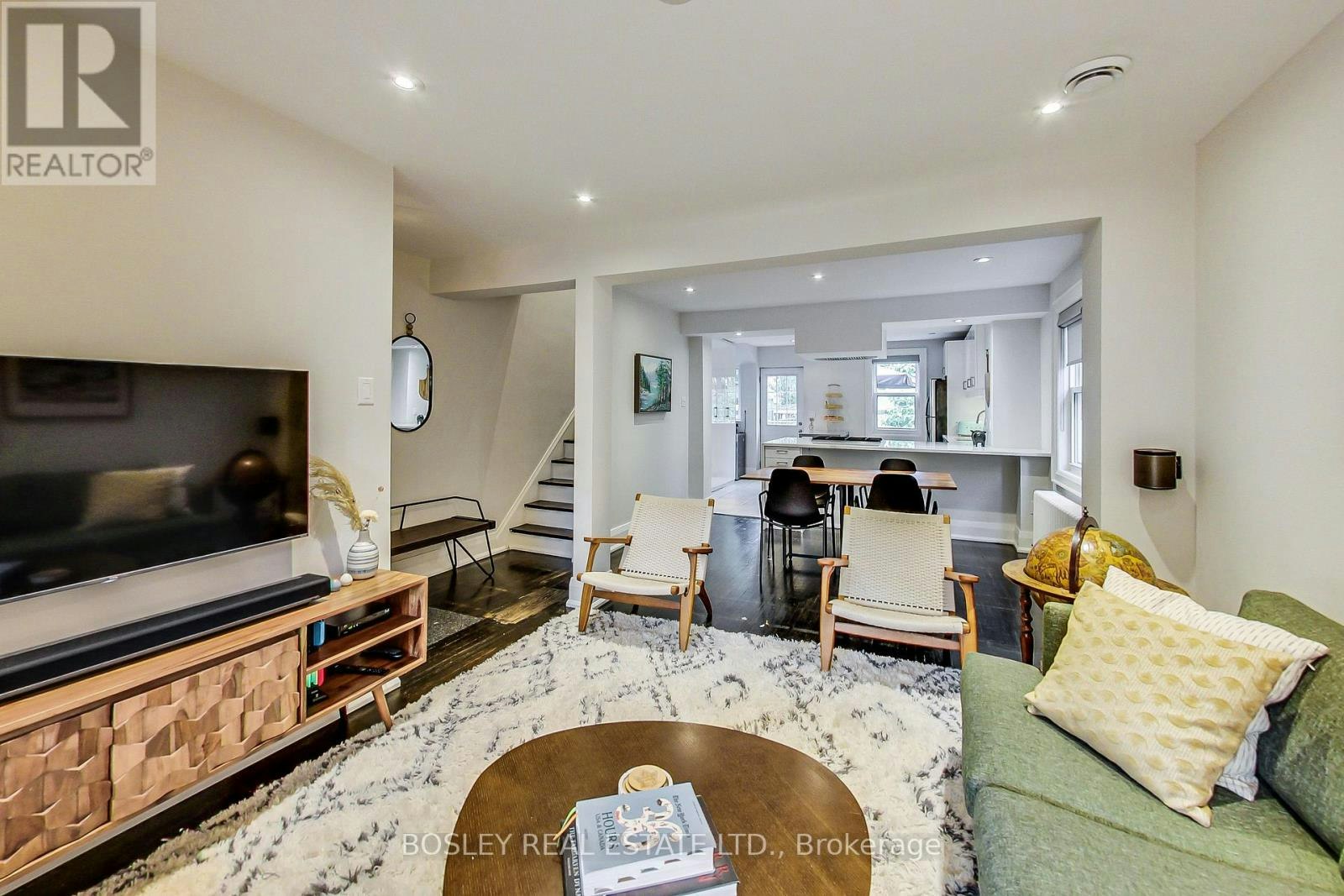 55 Billings Avenue, Toronto, ON, M4L 2S3 - 5