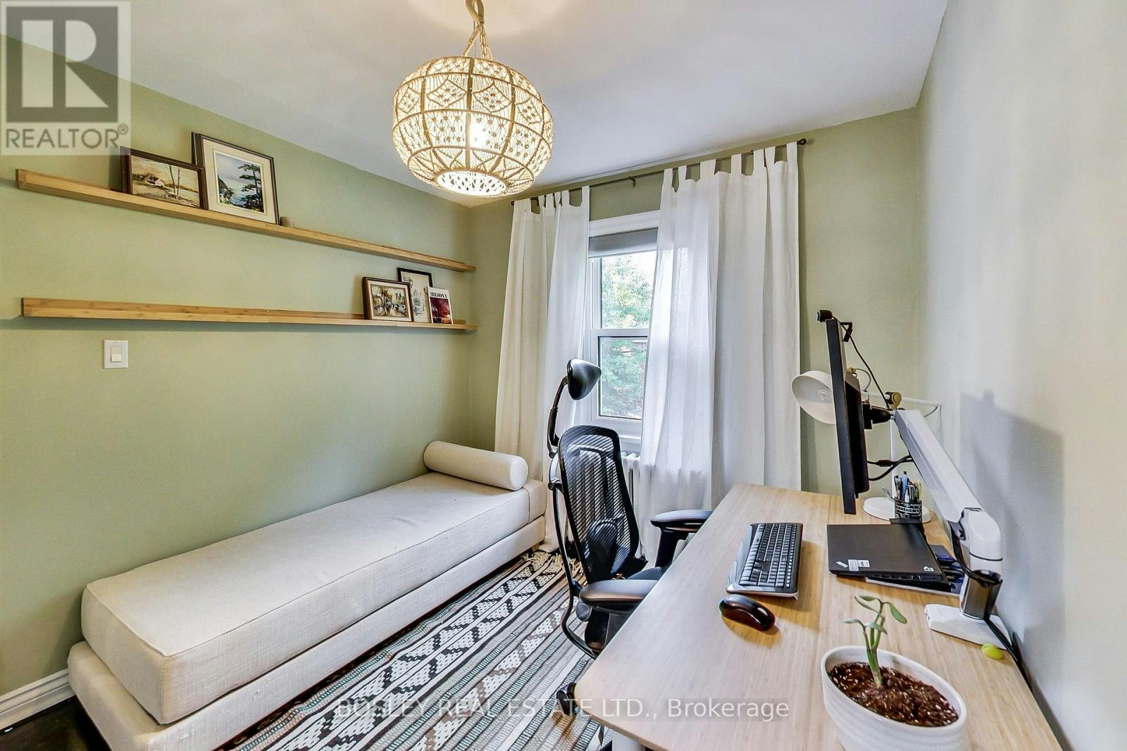 55 Billings Avenue, Toronto, ON, M4L 2S3 - 17