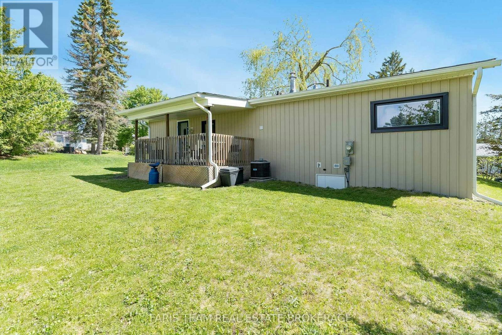 21 Hawthorne Drive, Innisfil, ON, L9S 1P7 - 29