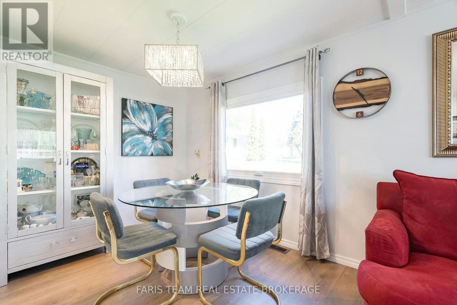 21 Hawthorne Drive, Innisfil, ON, L9S 1P7 - 14