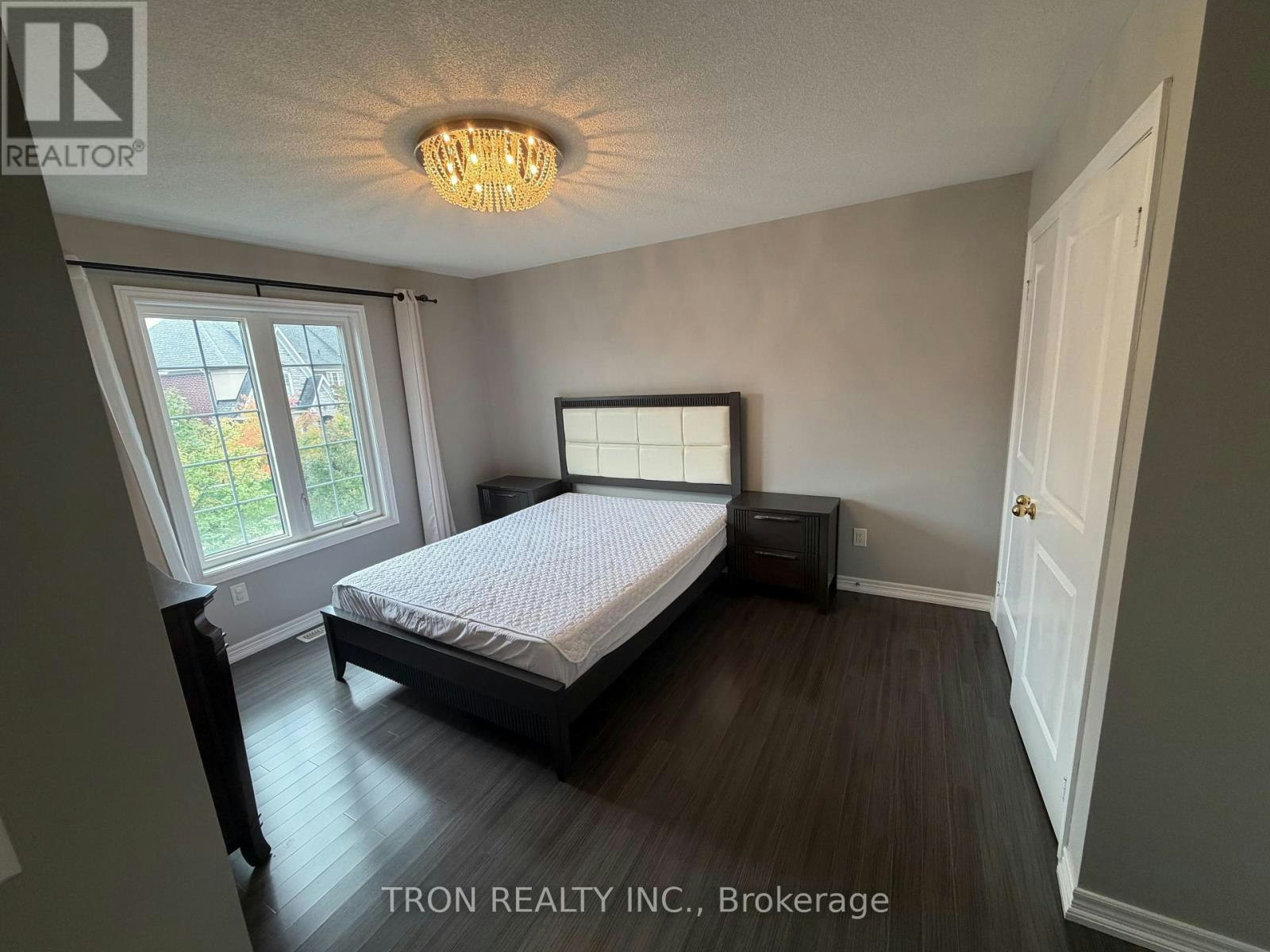 16 Dungannon Drive, Markham, ON, L6C 0K1 - 9