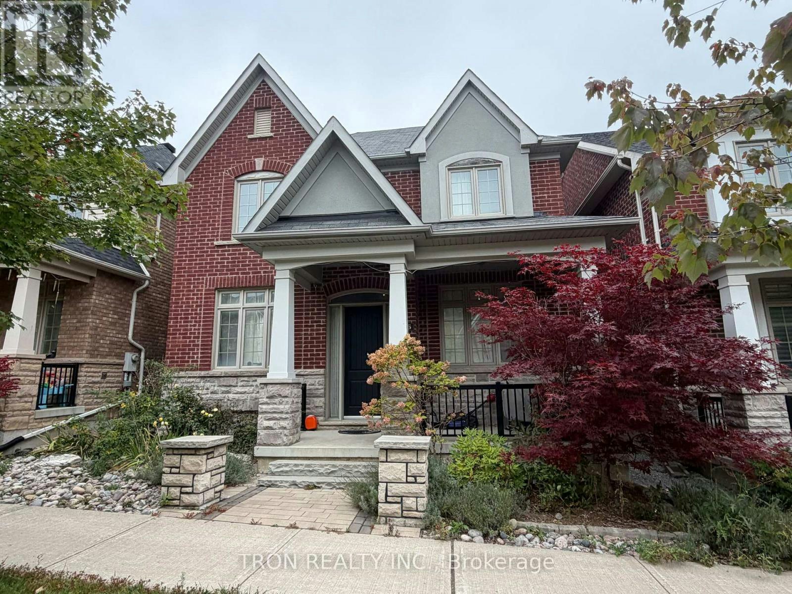 16 Dungannon Drive, Markham, ON, L6C 0K1