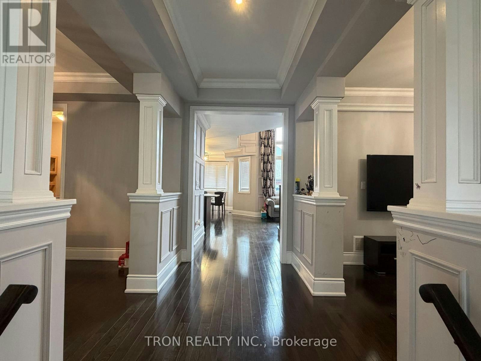 16 Dungannon Drive, Markham, ON, L6C 0K1 - 2