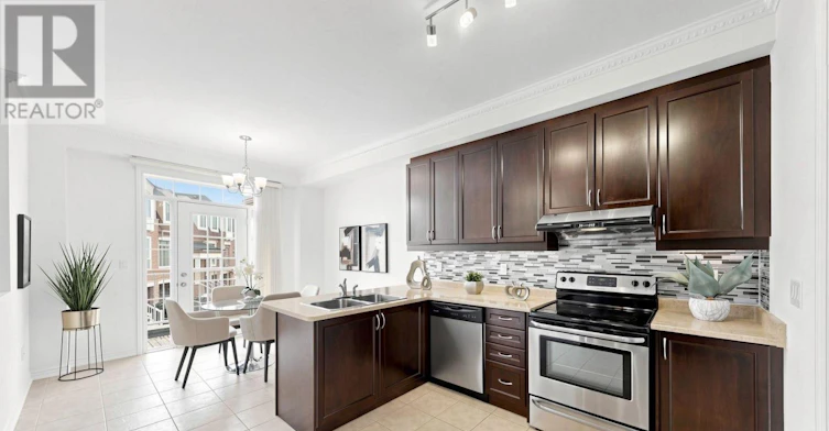 10981 Woodbine Avenue, Markham, ON, L6C 0X4 - 7