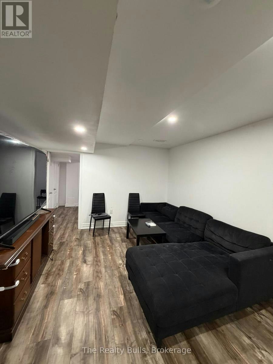 BASEMENT-4 Fairhill Avenue, Brampton, ON, L7A 2A9 - 7