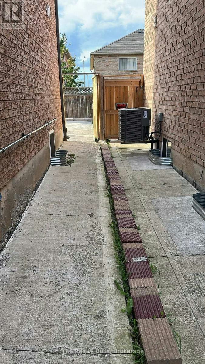 BASEMENT-4 Fairhill Avenue, Brampton, ON, L7A 2A9 - 10