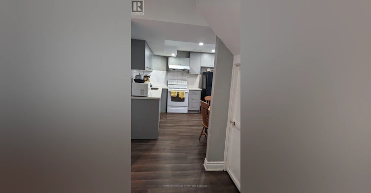 34 Ballycastle Crescent, Brampton, ON, L6Z 2T6 - 5