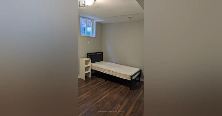 34 Ballycastle Crescent, Brampton, ON, L6Z 2T6 - 4
