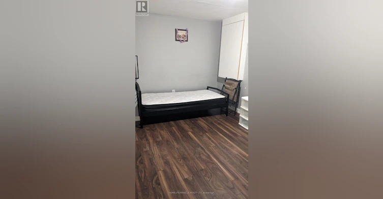 34 Ballycastle Crescent, Brampton, ON, L6Z 2T6 - 7