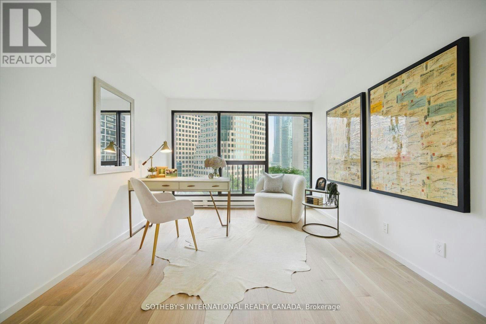 1110-65 Harbour Square, Toronto, ON, M5J 2L4 - 17