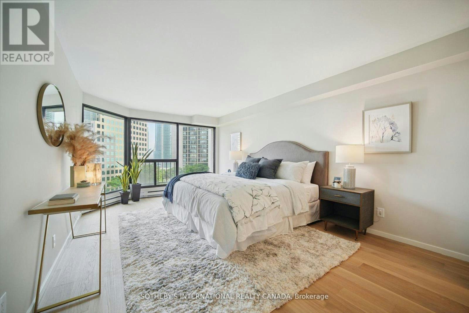 1110-65 Harbour Square, Toronto, ON, M5J 2L4 - 13