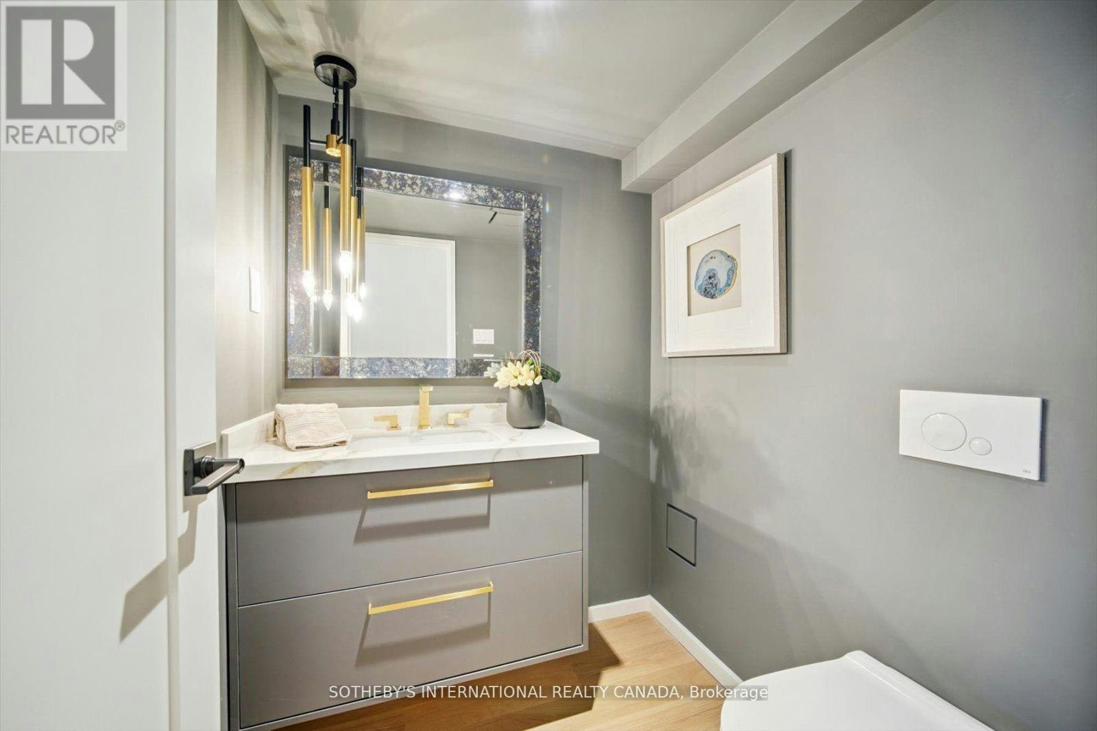 1110-65 Harbour Square, Toronto, ON, M5J 2L4 - 18