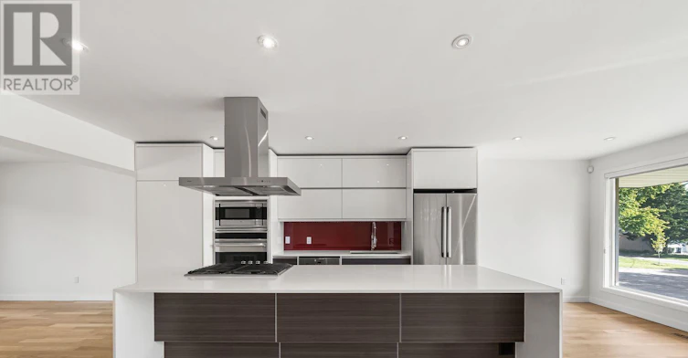 36 Sutcliffe Drive, Toronto, ON, M2K 2A6 - 7