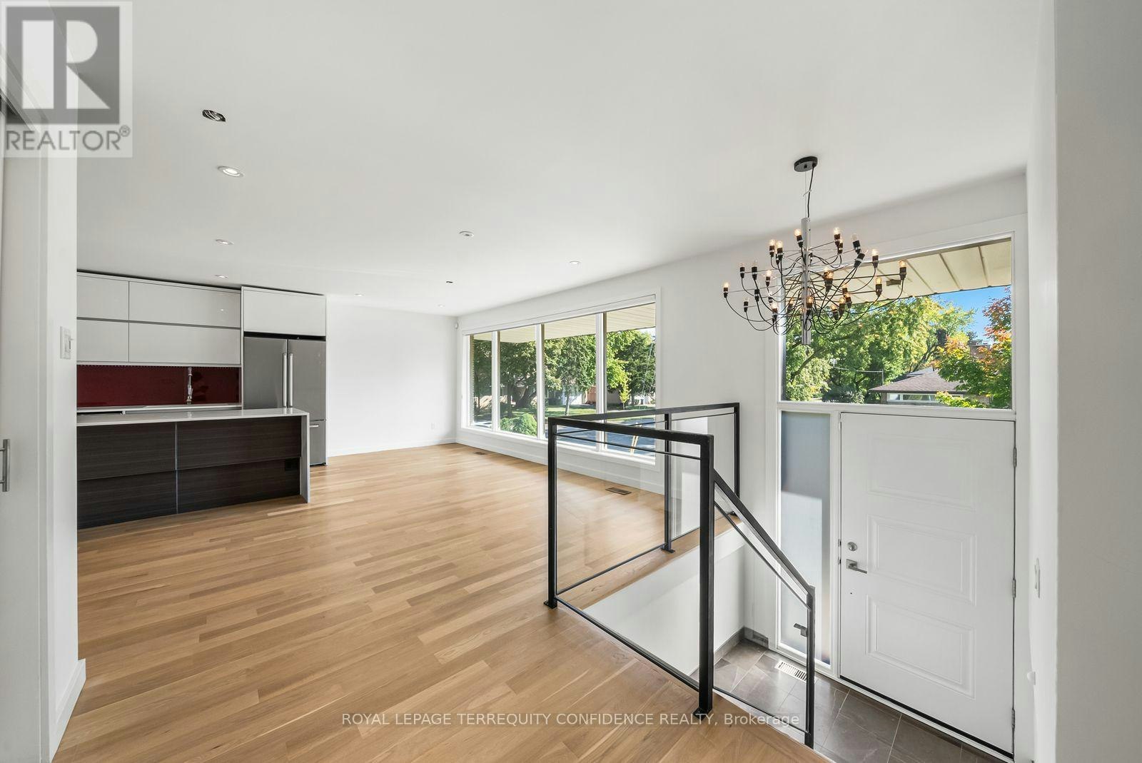 36 Sutcliffe Drive, Toronto, ON, M2K 2A6 - 13