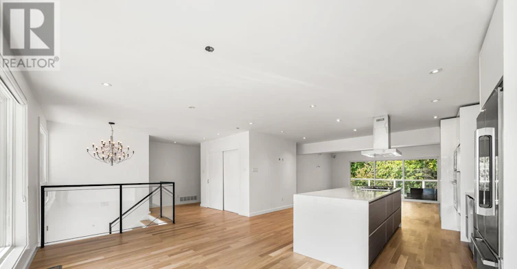 36 Sutcliffe Drive, Toronto, ON, M2K 2A6 - 4