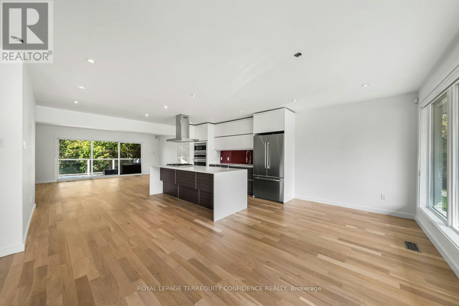 36 Sutcliffe Drive, Toronto, ON, M2K 2A6 - 2