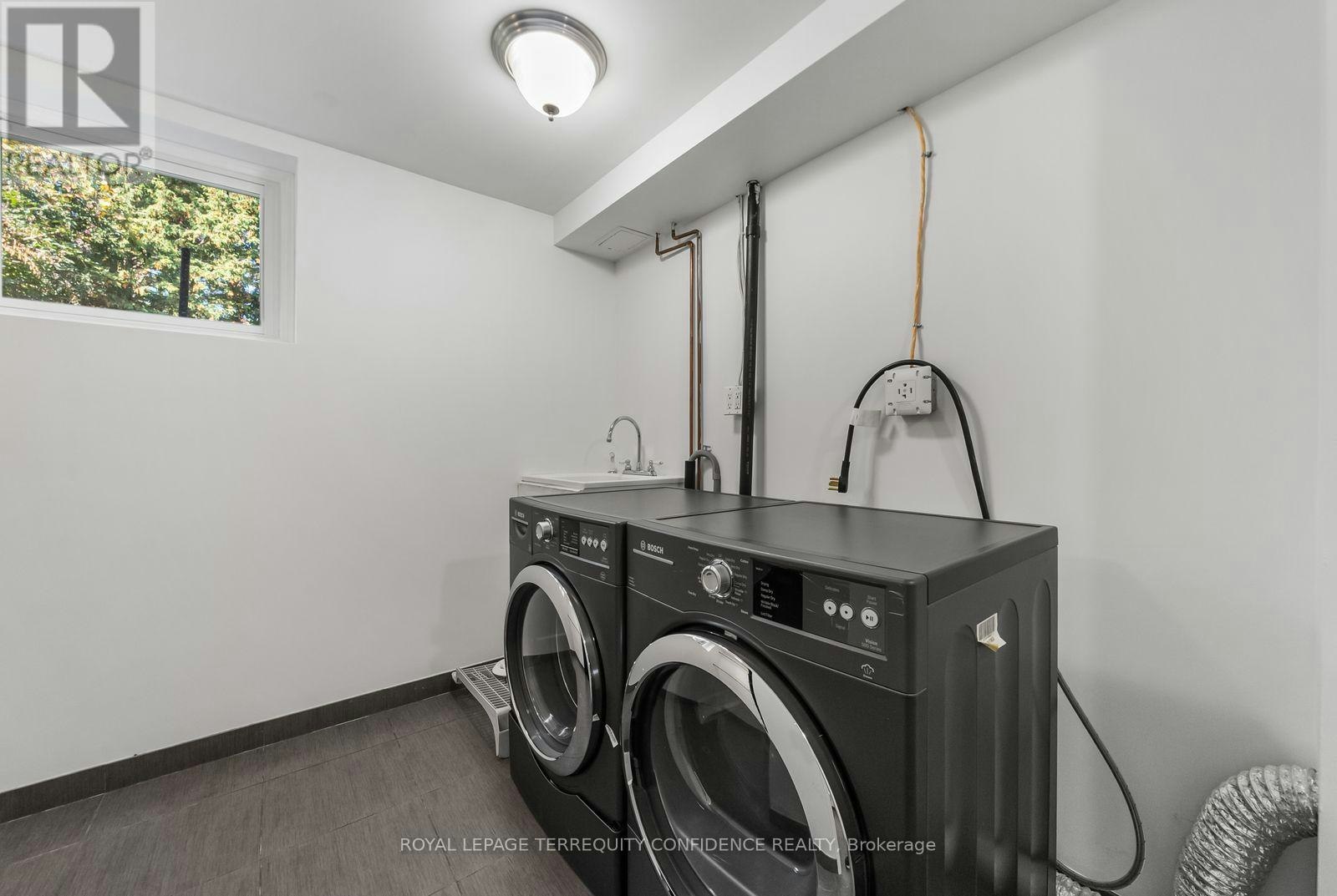 36 Sutcliffe Drive, Toronto, ON, M2K 2A6 - 25