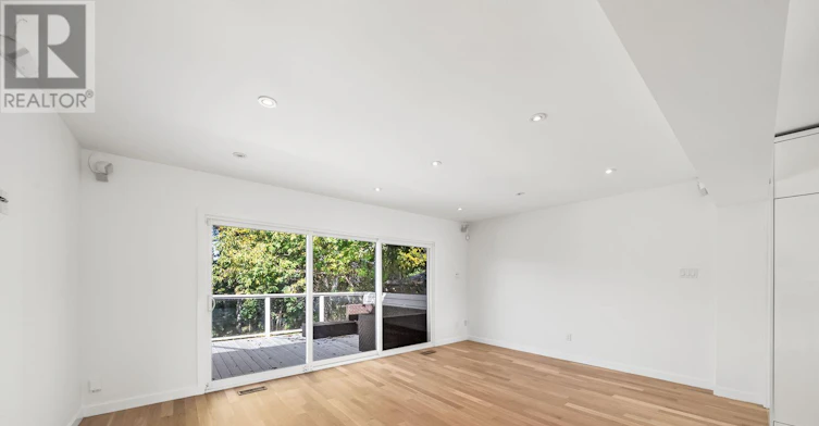 36 Sutcliffe Drive, Toronto, ON, M2K 2A6 - 9