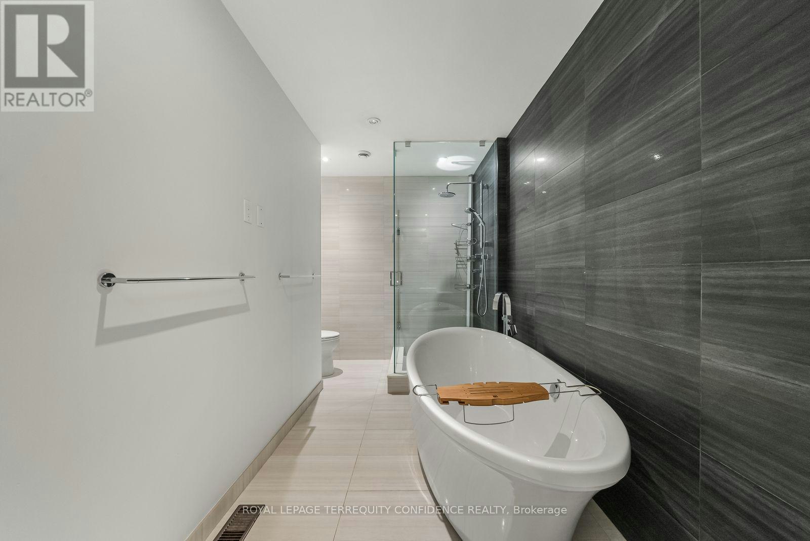 36 Sutcliffe Drive, Toronto, ON, M2K 2A6 - 20