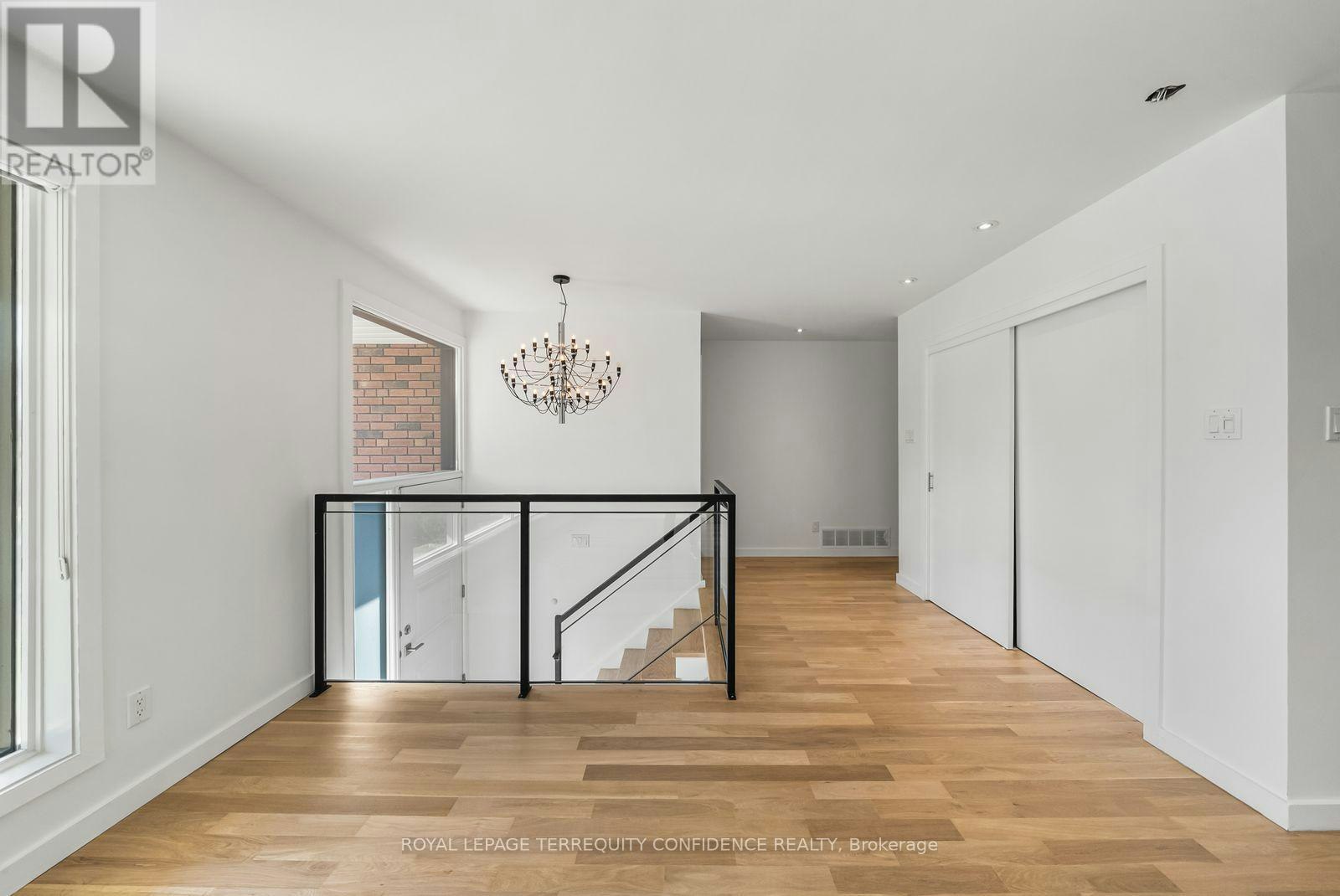 36 Sutcliffe Drive, Toronto, ON, M2K 2A6 - 5