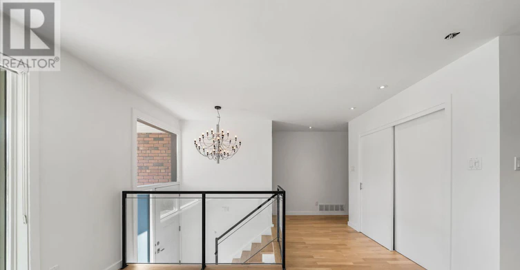 36 Sutcliffe Drive, Toronto, ON, M2K 2A6 - 5