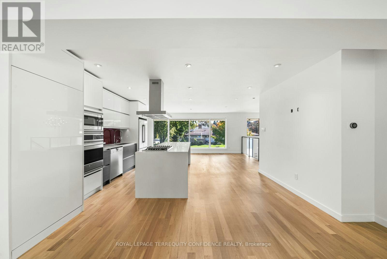 36 Sutcliffe Drive, Toronto, ON, M2K 2A6 - 11