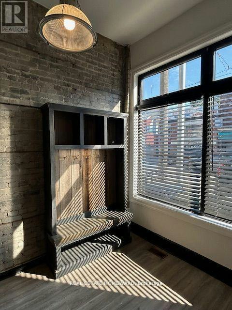 MAIN-726 Gerrard Street E, Toronto, ON, M4M 1Y3 - 3