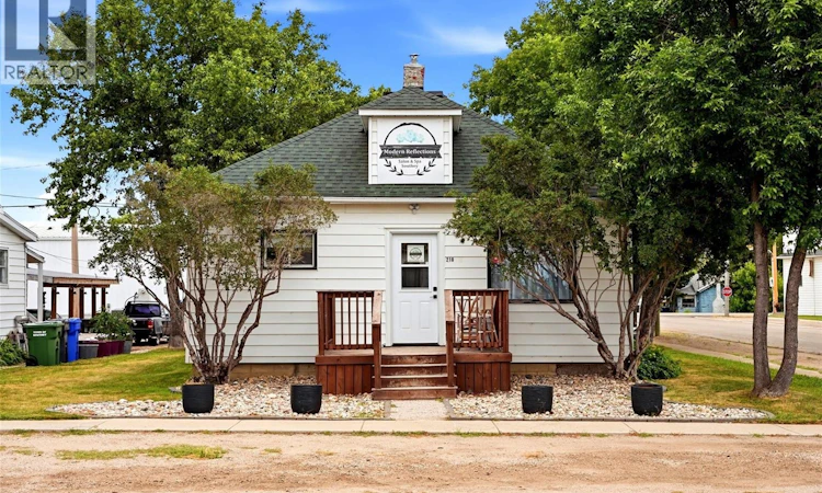 210 Byron Street