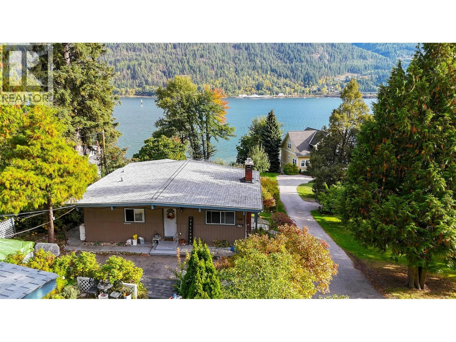 942 3a Highway, Nelson, BC, V1L 6J5