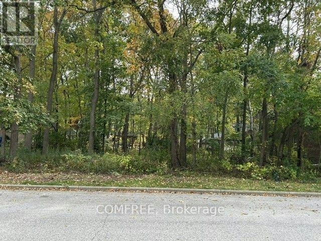 2215 Edgemore Avenue, Lasalle, ON, N9H 2K2