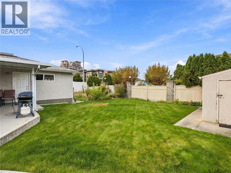 153 Yorkton Avenue, Penticton, BC, V2A 3V3 - 32