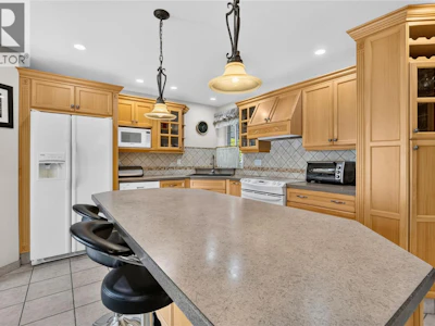 153 Yorkton Avenue - 5
