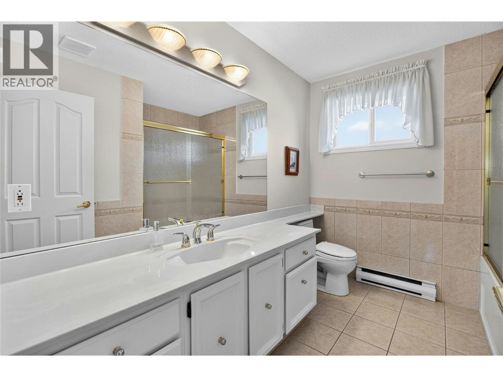153 Yorkton Avenue, Penticton, BC, V2A 3V3 - 23